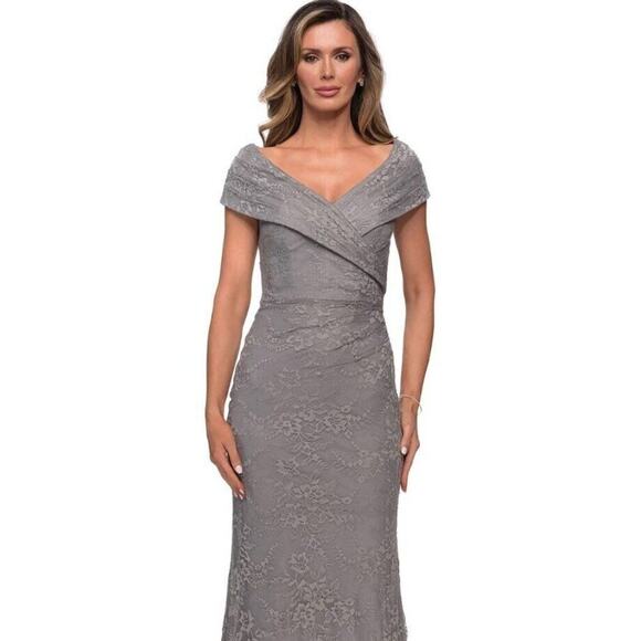La Femme V-Neck Off Shoulder Knit Lace Sheath Long Dress Platinum Size 8 $438 - Picture 2 of 7